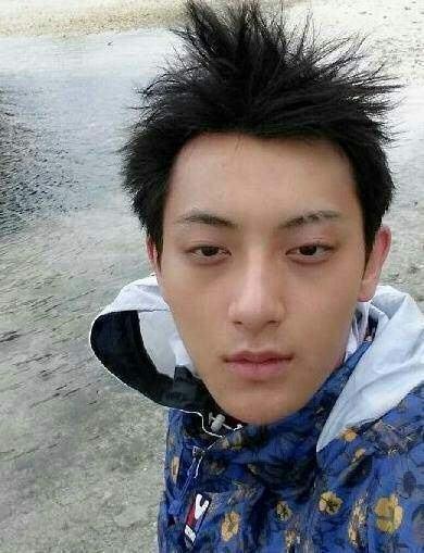 男明星素颜视频,揭秘男明星素颜风采